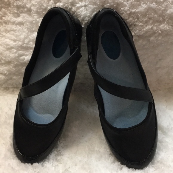 mary jane slip resistant shoes